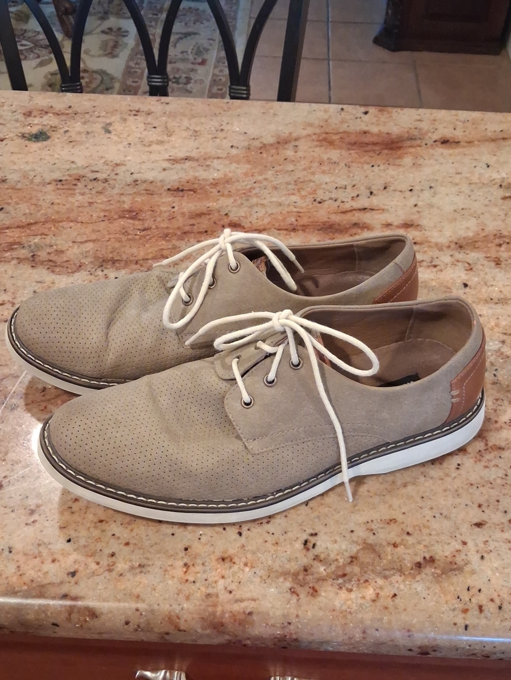 Steve Madden Beige Suede Oxford with Cream Laces